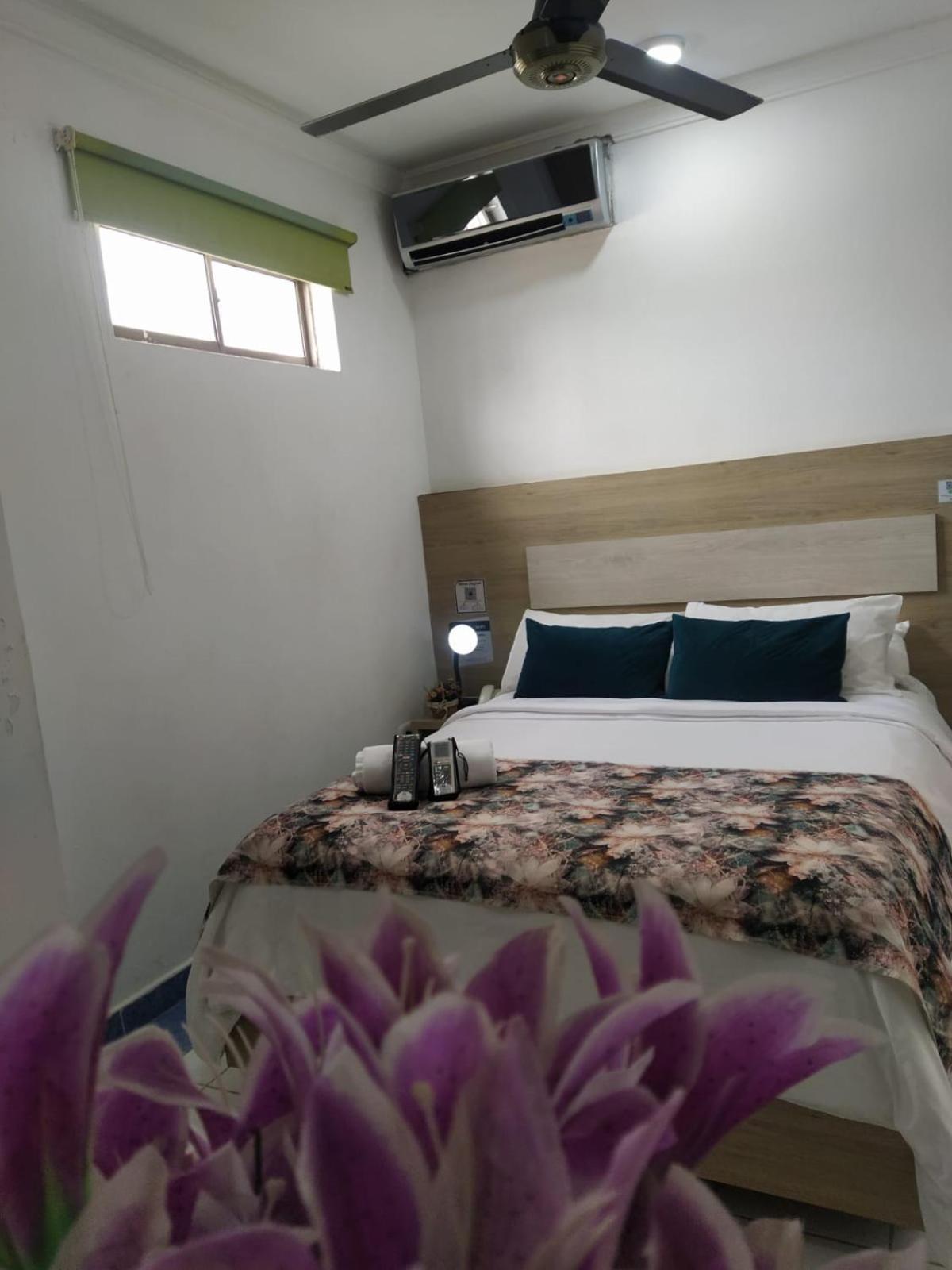 Hotel La Casa 1 Montería Eksteriør bilde
